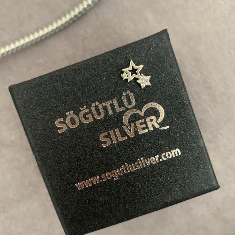 Küpe Normal Kullanımda Kısa Sürede İkiye Ayrıldı Mağduriyet Yaşadım