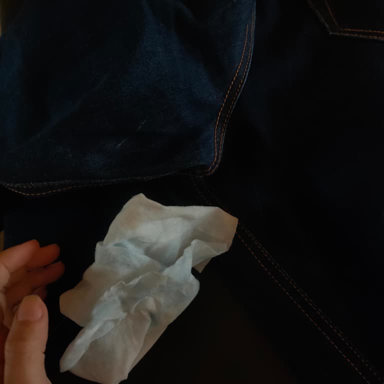 Stradivarius Pantolon Renk Veriyor, Tişörtüm Mahvoldu: İade Talebim Reddedildi