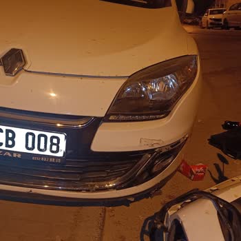 Kurye Motorunun Aracıma Çarpması Sonrası Muhatap Bulamıyorum