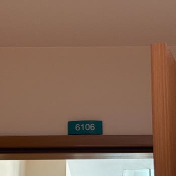 Refakatçiler İçin Kırık Koltuklar Nedeniyle Yaşanan Mağduriyet