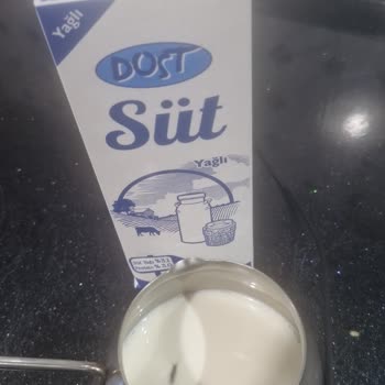 Aldığım Sütün İçinde Böcek Çıktı Gıda Güvenliği Endişesi Yaşıyorum