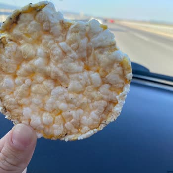 Satın Alınan Atıştırmalıkta Yabancı Madde Çıkması Ve Memnuniyetsizlik