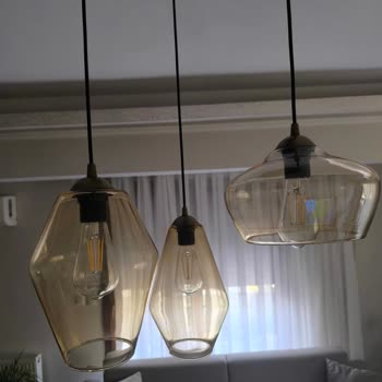 Kelebek Mobilya'dan Aldığım Avizede Renk Uyumsuzluğu Ve İlgisiz Mağaza