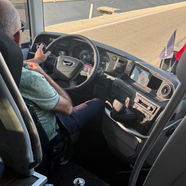 Otobüs Yolculuğunda Şoförün Sigara İçmesi Ve Yolcu Sağlığının Tehlikeye Atılması