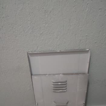 Bir Aydır Çözülemeyen Elektrik Arızası Can Güvenliğimizi Tehdit Ediyor