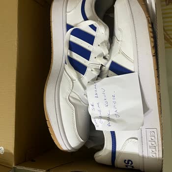 Adidas Siparişimde Kullanılmış Ve Etiketsiz Ayakkabı Gönderildi