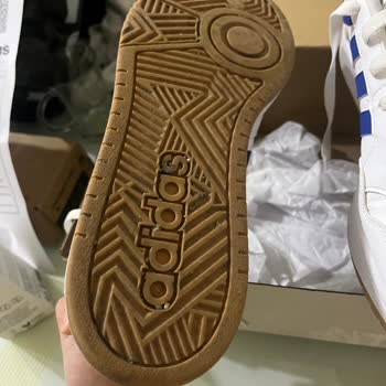 Adidas Siparişimde Kullanılmış Ve Etiketsiz Ayakkabı Gönderildi