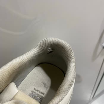 Kısa Sürede Yıpranan Ayakkabıya Ret Ve Çözüm Sunulmaması