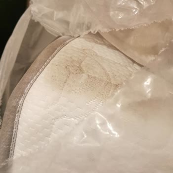 Niron Yatak Teslimat Gecikmesi Ve Kusurlu Ürünle Hayal Kırıklığı