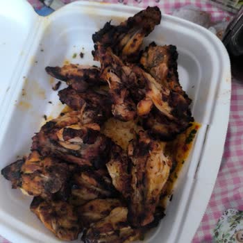 Yanmış Yemek Ve Müşteri Hizmetlerinden Destek Alamadım