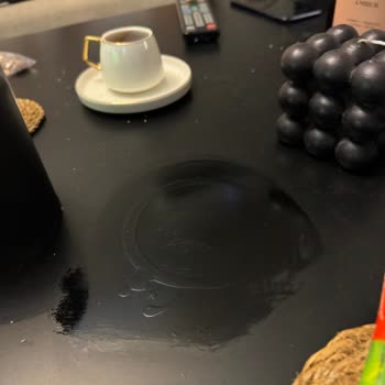 Oda Parfümü Mobilyamda Kalıcı Hasara Yol Açtı, Mağduriyetimin Giderilmesini İstiyorum