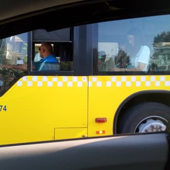 İETT Otobüs Şoförünün Tehlikeli Sürüşüyle Karşı Karşıya Kaldım