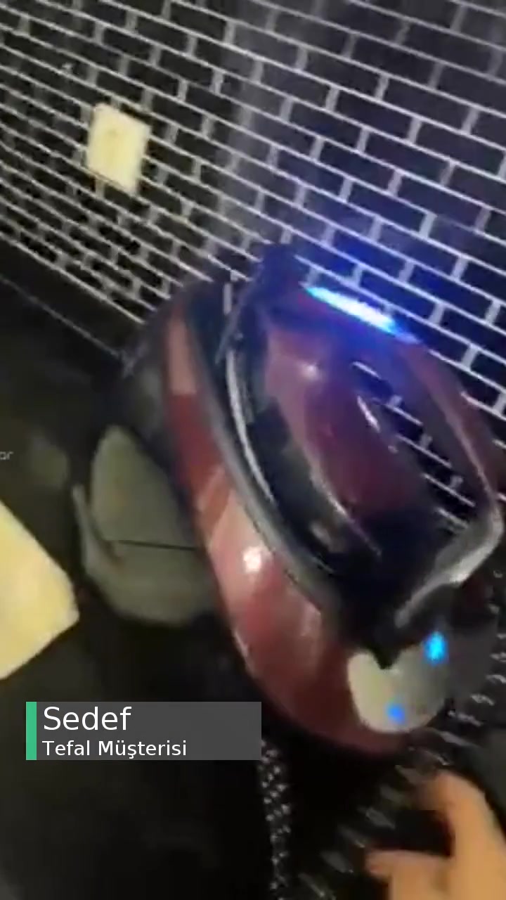 Tefal Acil Yardım Ütüden Ses Yüksek Ses Geliyor videonun kapak resmi