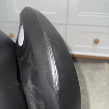 Sıfır Diye Aldığım Oto Koltuğu İkinci El Çıktı