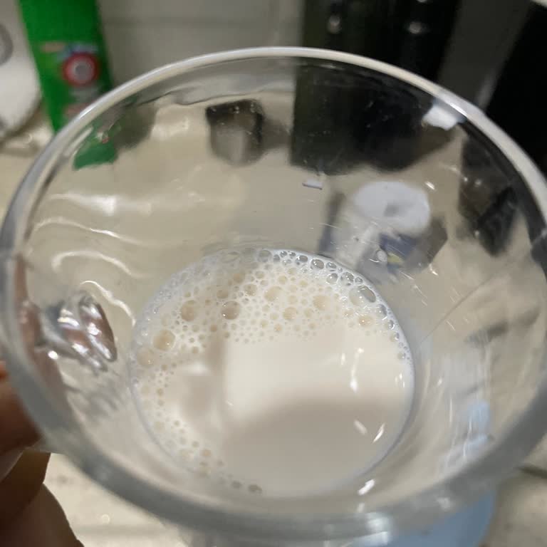 Laktozsuz Sütte Pembe Renk Ve Firma Sessizliği Endişelendiriyor