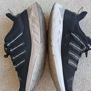 Garantili Ayakkabının Tabanında Erken Yırtılma Ve Mağazadan Olumsuz Dönüş