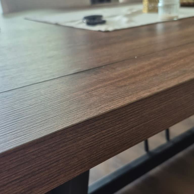 Satın Aldığım Masada Kısa Sürede Kabarma Oluştu, Garanti Kapsamında Ücretsiz Onarım Talebim Reddedildi