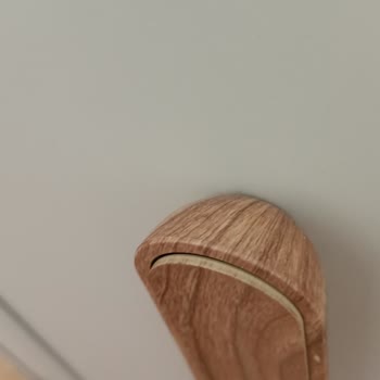 Koltuk Takımı Kirli Teslim Edildi Şifonyer Eksik Parça Ve Montaj Sorunu Çözülmedi