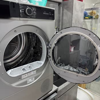 Vestel Kurutma Makinesi Cam Haznesi Patladı: Güvenlik Endişesi