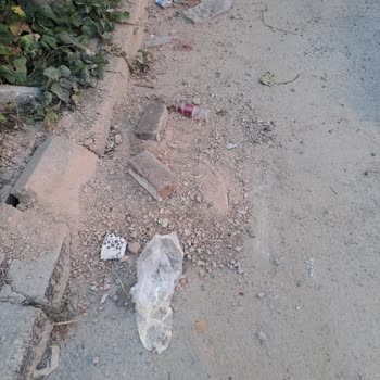 Asfalt Eksikliği Nedeniyle Tekrarlayan Su Borusu Patlakları Ve Kalıcı Çözüm Talebi