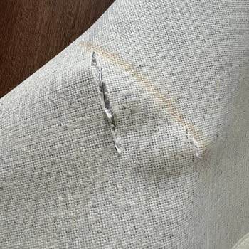 Halılarımda Zımba Ve Kesiklerle Oluşan Hasar Sonrası İade Talebim Karşılanmadı