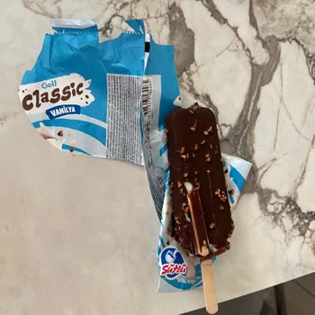 Golf Dondurma İçinden Çıkan