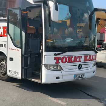 Arızalı Otobüsle Saatlerce Yolda Mahsur Kaldık