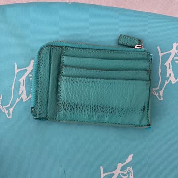 Tergan Mağazasından Aldığım Cüzdanın Tamiri İçin 40 Gün Bekletildim, Hiçbir Bilgilendirme Yapılmadı