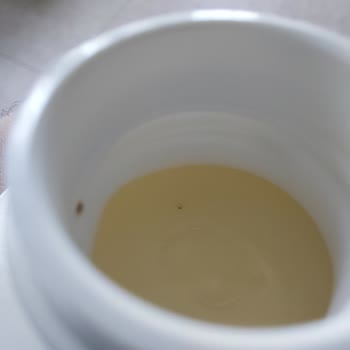 Aldığım Saç Kreminde Çürümüş Ve Kirli Noktalar Çıktı