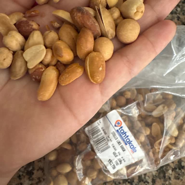 Bayat Ve Kötü Kokulu Çerezlerin Satılması Hakkında Şikayet