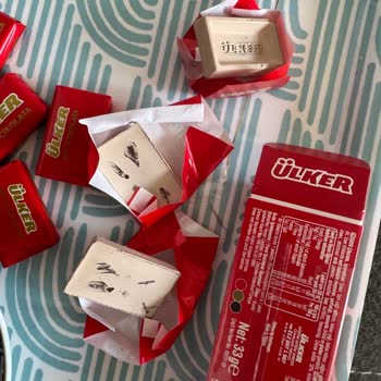 Aldığım Çikolatada Bozulma Ve Müşteri Hizmetlerinden Yanıtsızlık