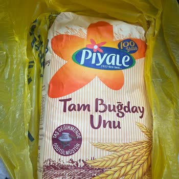 Aldığım Tam Buğday Ununda Böcek Çıktı, Mağduriyetimin Giderilmesini İstiyorum