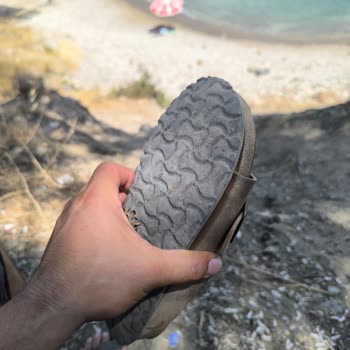 Satın Aldığım Terlik Kısa Sürede Bozuldu, İade Veya Değişim Talebim Karşılanmıyor