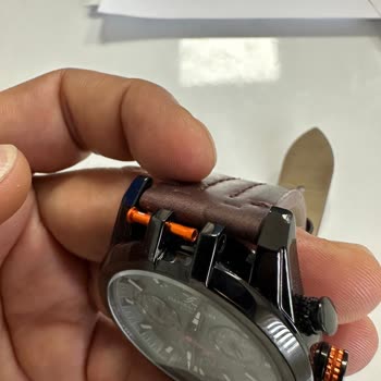 Daniel Klein Saatte Tekrarlayan Arıza Ve Kargo Ücreti Sorunu