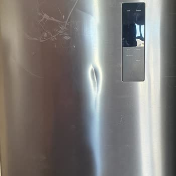 Ağır Hasarlı Buzdolabı Teslimatı Ve Çözüm Sunulmaması