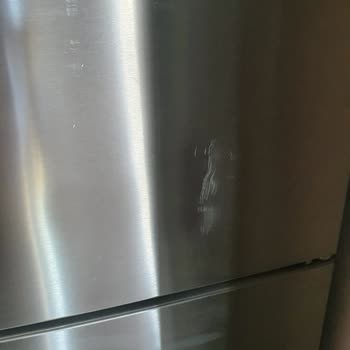 Ağır Hasarlı Buzdolabı Teslimatı Ve Çözüm Sunulmaması