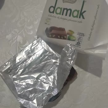 Nestle Damak Çikolatada Örümcek Ağı Ve Sağlık Endişesi