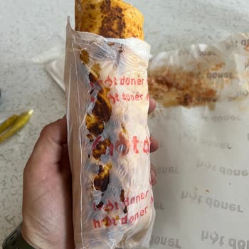 Siparişimde Poşet Ekmeğin Üzerine Erimiş Olarak Teslim Edildi