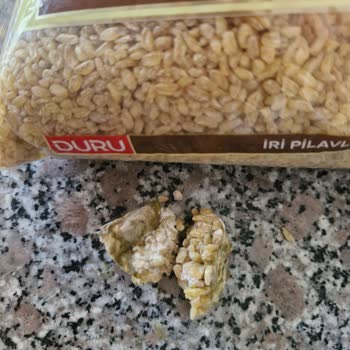 Duru Pilavlık Bulgurda Küflü Ve Tanımlanamayan Cisim Şoku