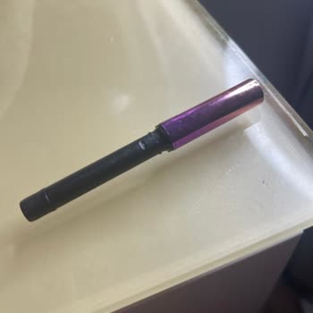 I Demand Missha to Redesign Eyeliner Caps That Break and Dry Out