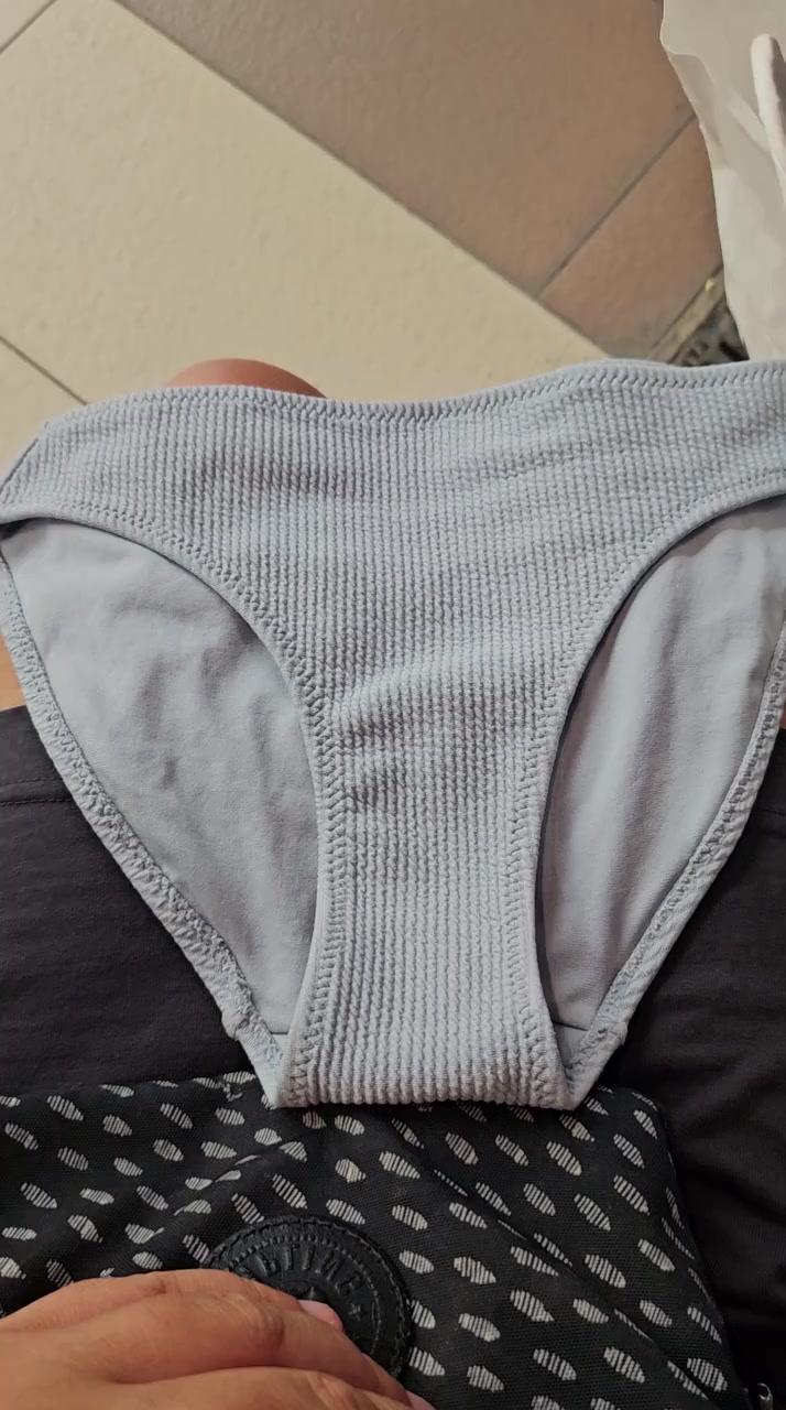 H&M Kinderbikini verursacht Hautreizungen und kein Umtausch ohne Rechnung Videovorschaubild