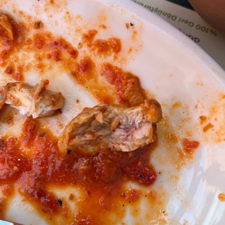 Pişmemiş Et Ve Çalışan İlgisizliğiyle Kötü Deneyim