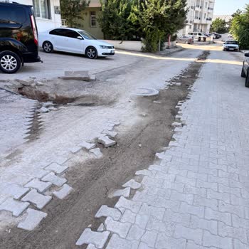 Uzayan Yol Çalışmaları Nedeniyle Ulaşım Ve Yaşam Kalitemiz Düştü