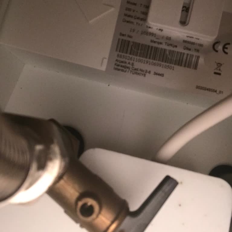 Arçelik Termosifon Açıldığında Sürekli Kötü Koku Problemi Ve Çözüm Talebi