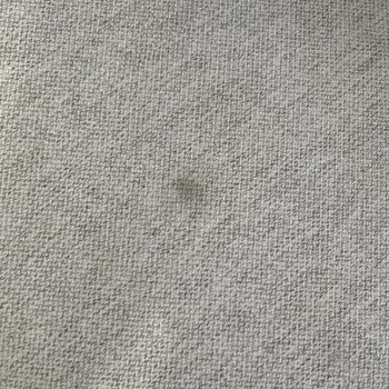 Leke Tutmaz Denilen Koltuk Kumaşı Her Sıvıda Kalıcı Leke Bırakıyor