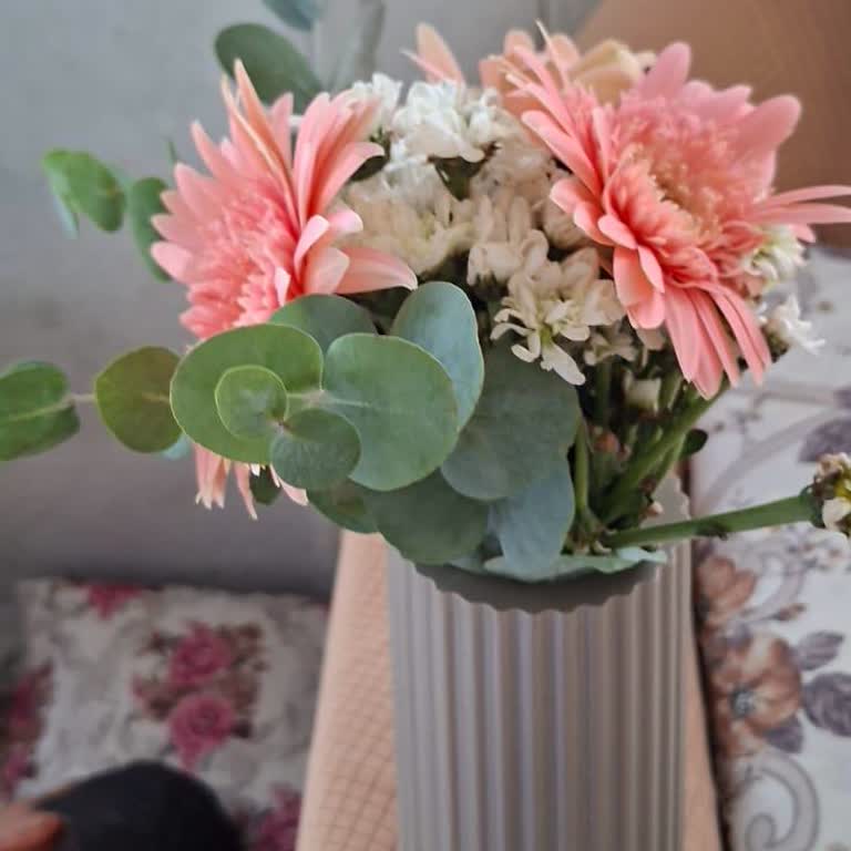 Kusurlu Çiçek Teslimatı Ve Çözümsüz Müşteri Hizmetleri Mağduriyeti