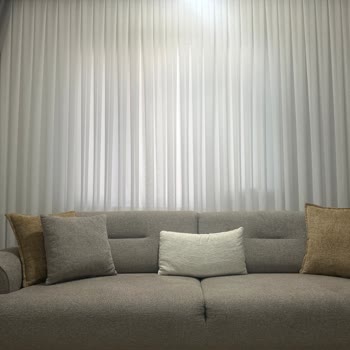 İki Ayda Tüylenen Koltuk Ve Eksik Teslimat İçin Çözüm Bekliyorum