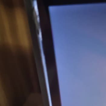 Yeni Televizyonda Ölü Piksel Ve Montaj Hataları, Garanti Dışı Bırakıldı