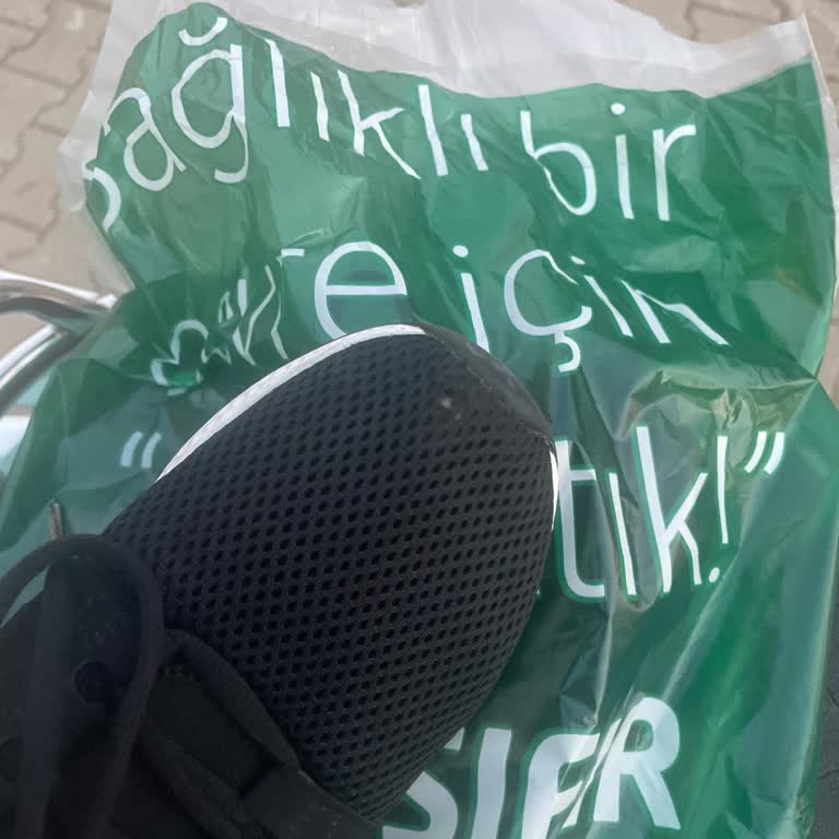 Kısa Sürede Delinen Ayakkabıya İade Talebime Olumsuz Dönüş