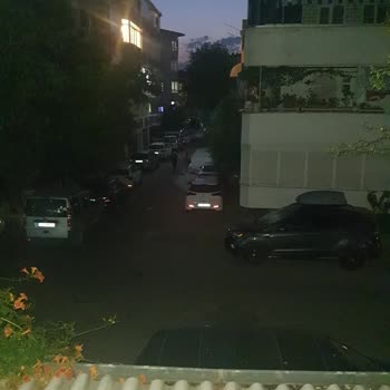 Kumla Mahallesi'nde Sokak Lambalarının 3 Gündür Yanmaması Güvenliği Tehdit Ediyor